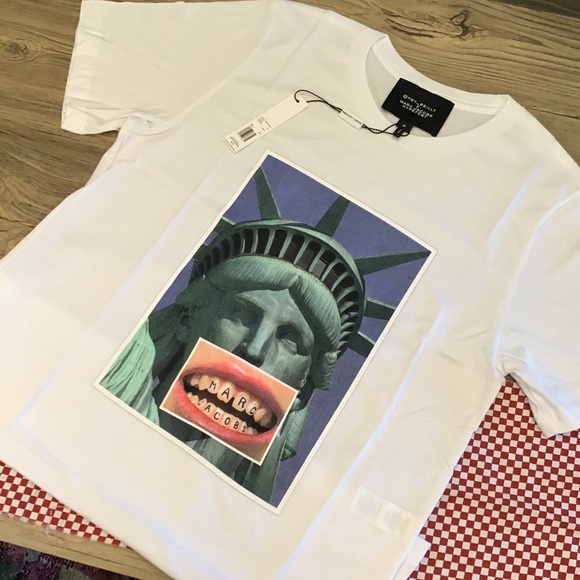 NWT MARC JACOBS X@HEY_REILLY  GRAPHIC TEE - Picture 3 of 9